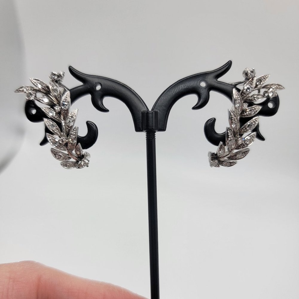 18K White Gold 1.0ctw Diamond Earrings